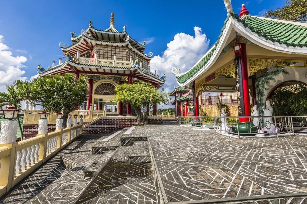 Saekyung Village One Lapu-Lapu City Kültér fotó